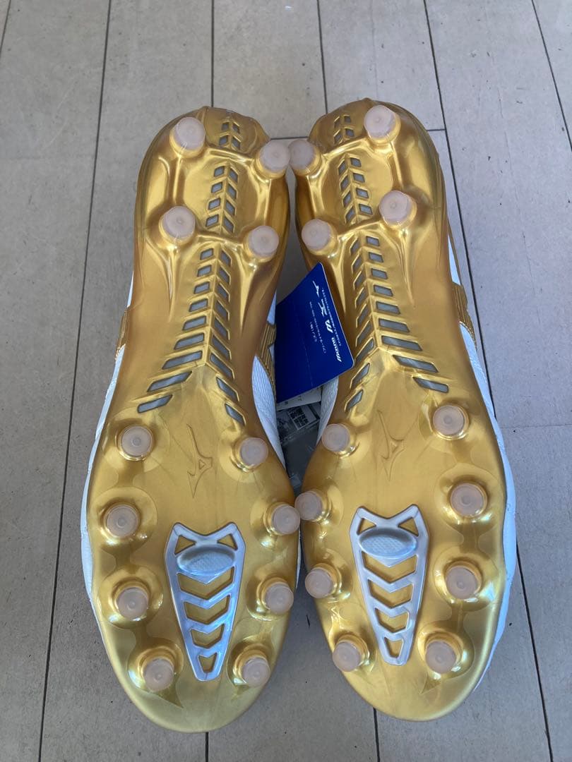 モレリアネオ4βジャパン　白✖️金　26.5㎝　新品。