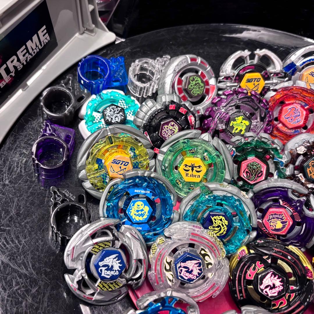 メタルファイトベイブレード　まとめ売り　スタジアム付き