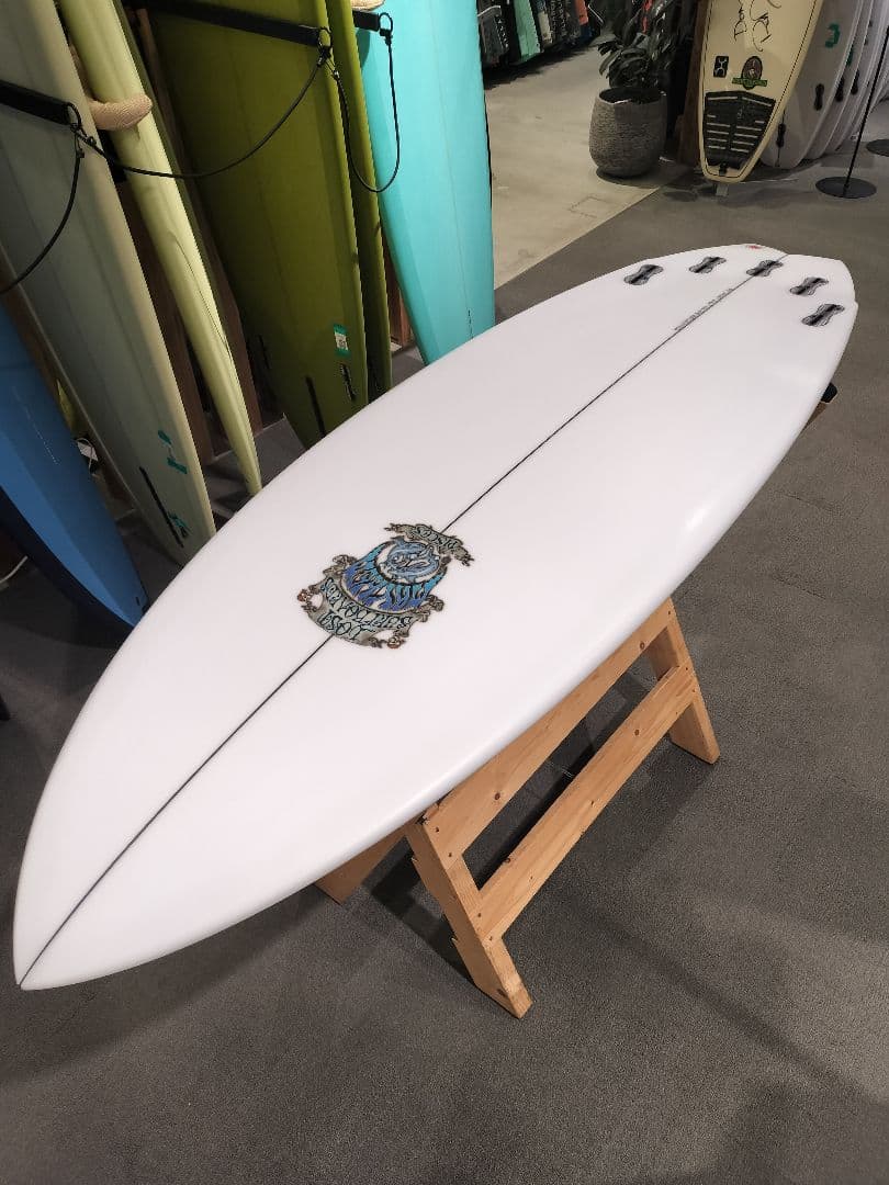 Lost Pisces PU 5’7” 31L