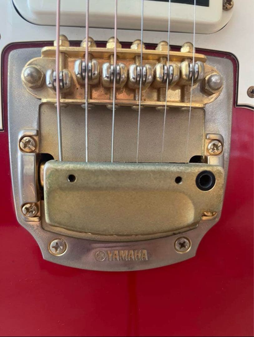 Yamaha SGV700 レッドエレキギター