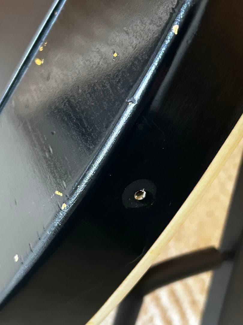 ミュージックマン風　カスタム抜け殻ギター