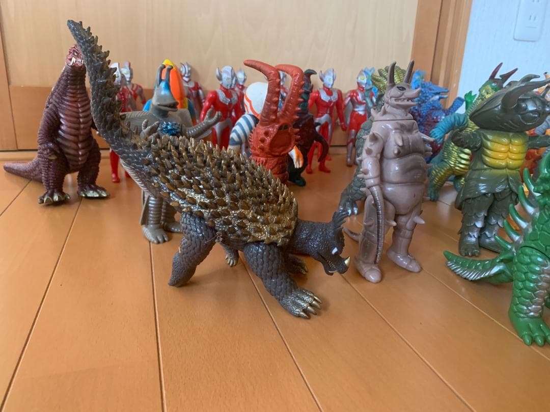 【まとめ売り】ウルトラマンと怪獣のソフビ（合計36体）