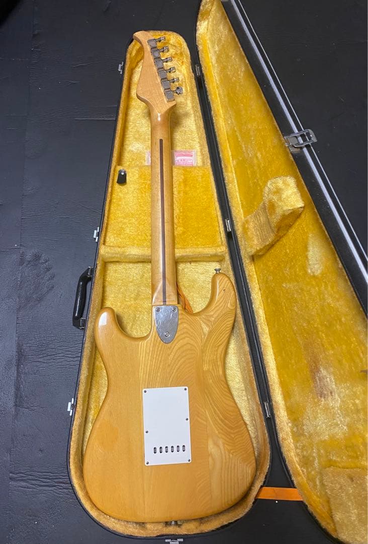 MusicMan風　エレキギター ナチュラルウッド ソフトケース付　ヴィンテージ