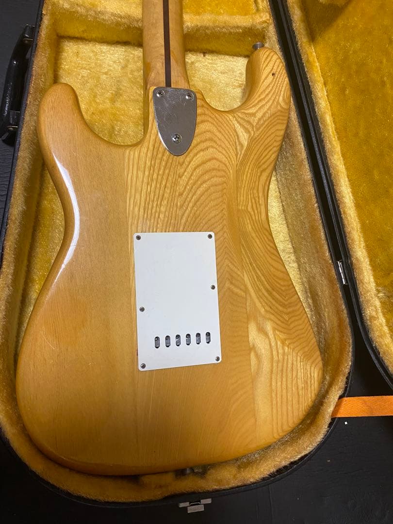 MusicMan風　エレキギター ナチュラルウッド ソフトケース付　ヴィンテージ