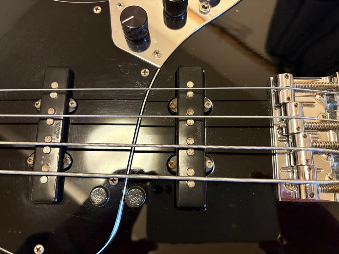 Sadowsky MV4-ML(ウィル・リーシグネイチャーモデル)