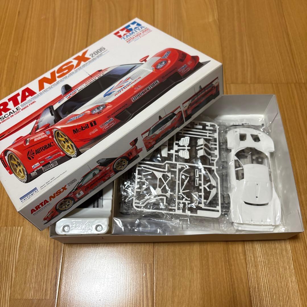 タミヤ1/24 ARTA NSX 2005