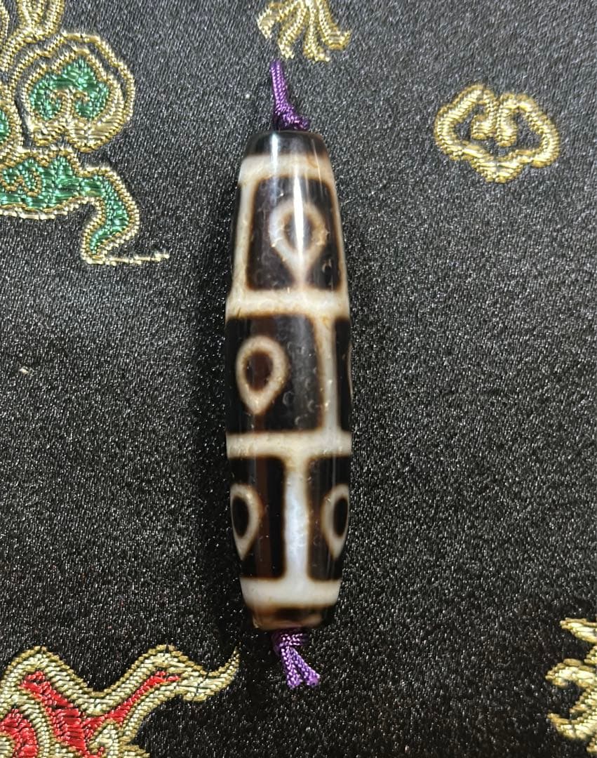 仏心九眼天珠　ハンドメイド品／送料込　匿名発送／チベット　天珠　お守り