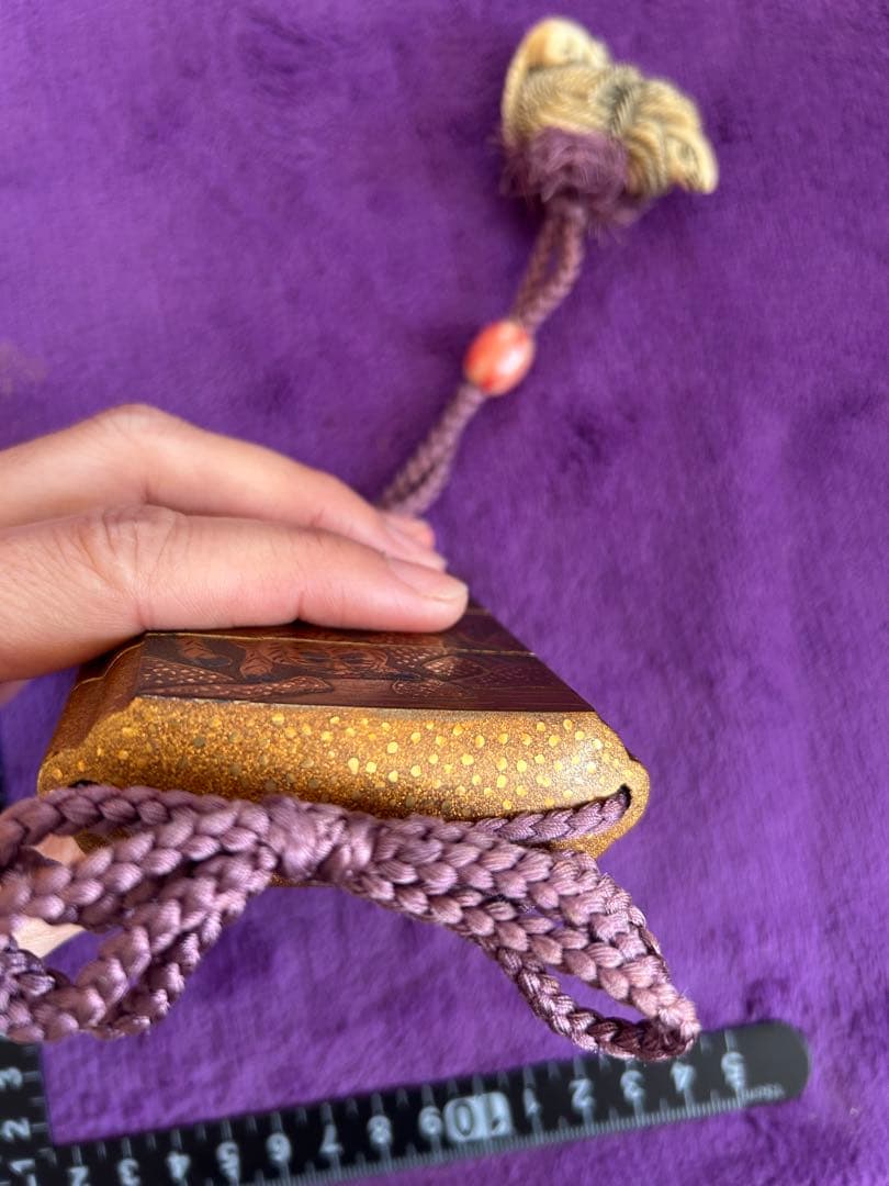 印籠 虎 絵柄 根付 二匹の鼠 縁起物 薬入れ 小物入れ