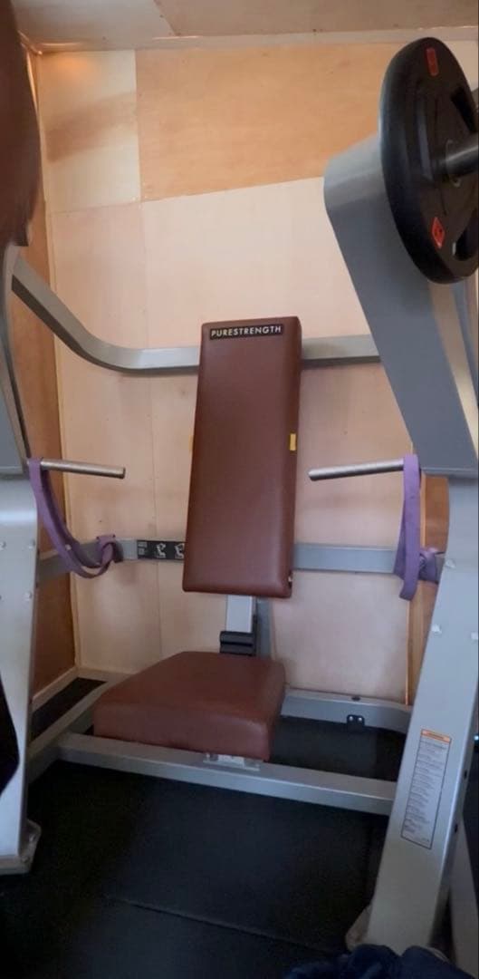 株*S様 テクノジム　チェストプレス