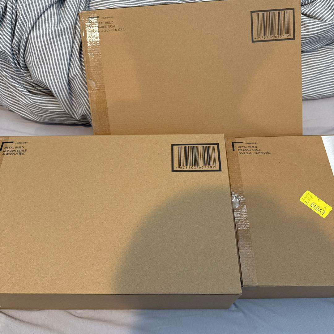 l buildメタルビルド ランスロット・紅蓮・アルビオンゼロ セット