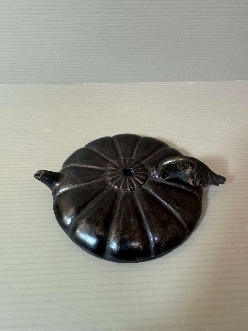 2717 銅製水滴 菊割 高岡銅器