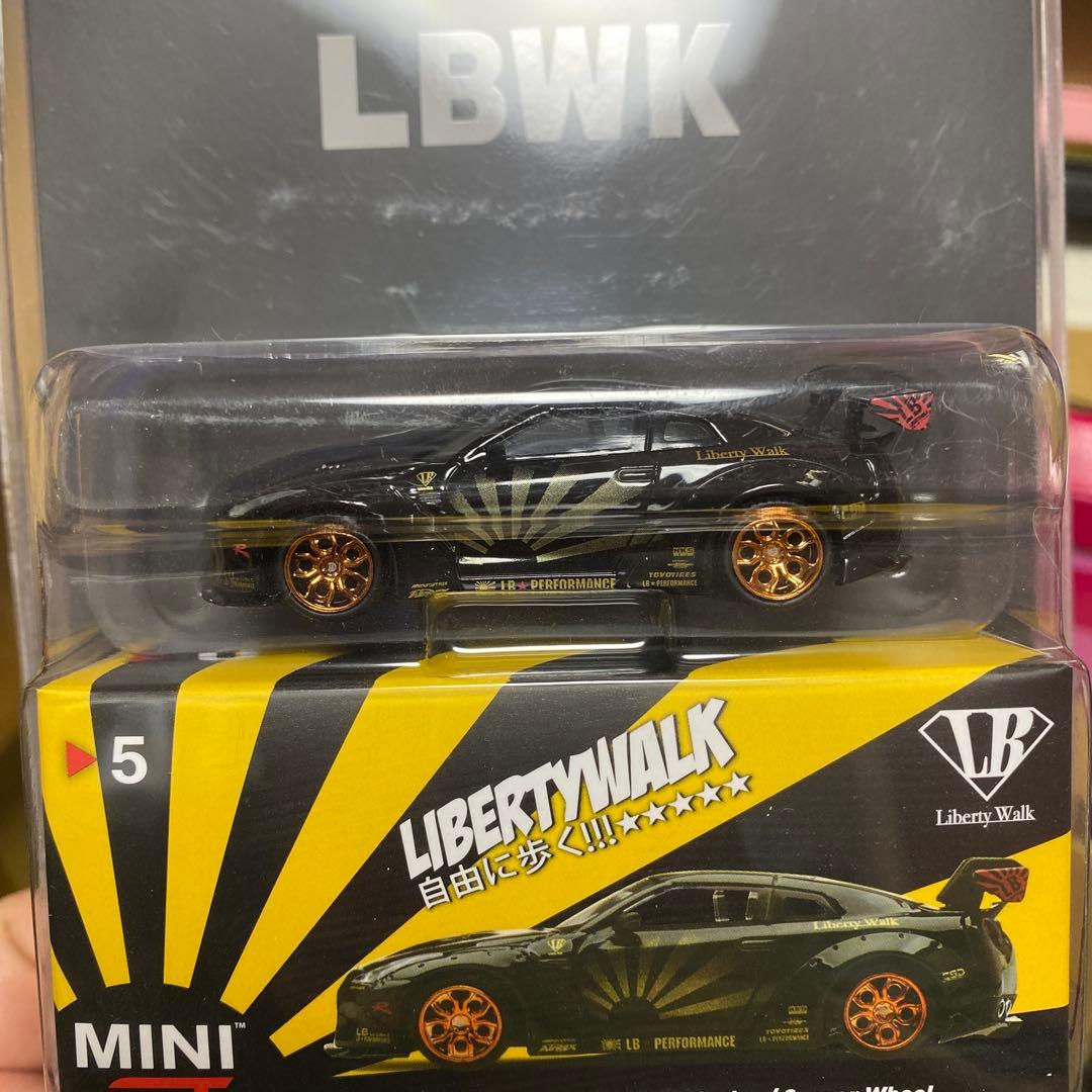 ミニカー Mini gt 1/64 5 LB WORKS Nissan GT-R