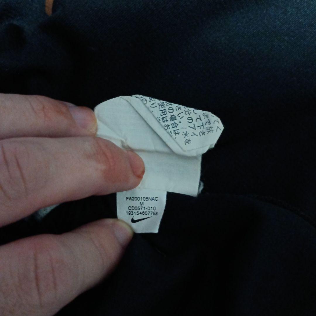 富士大学サッカー部　Nike サッカーTシャツパンツ