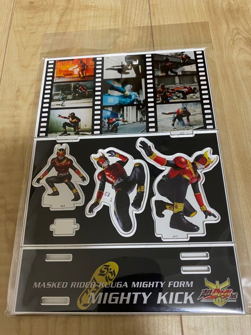 超クウガ展　クリアファイル　アクスタ　マグネット　マスキングテープ　ポストカード