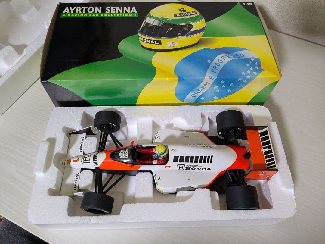 F1 アイルトン・セナ 1/18 マクラーレン MP4/5 1989年
