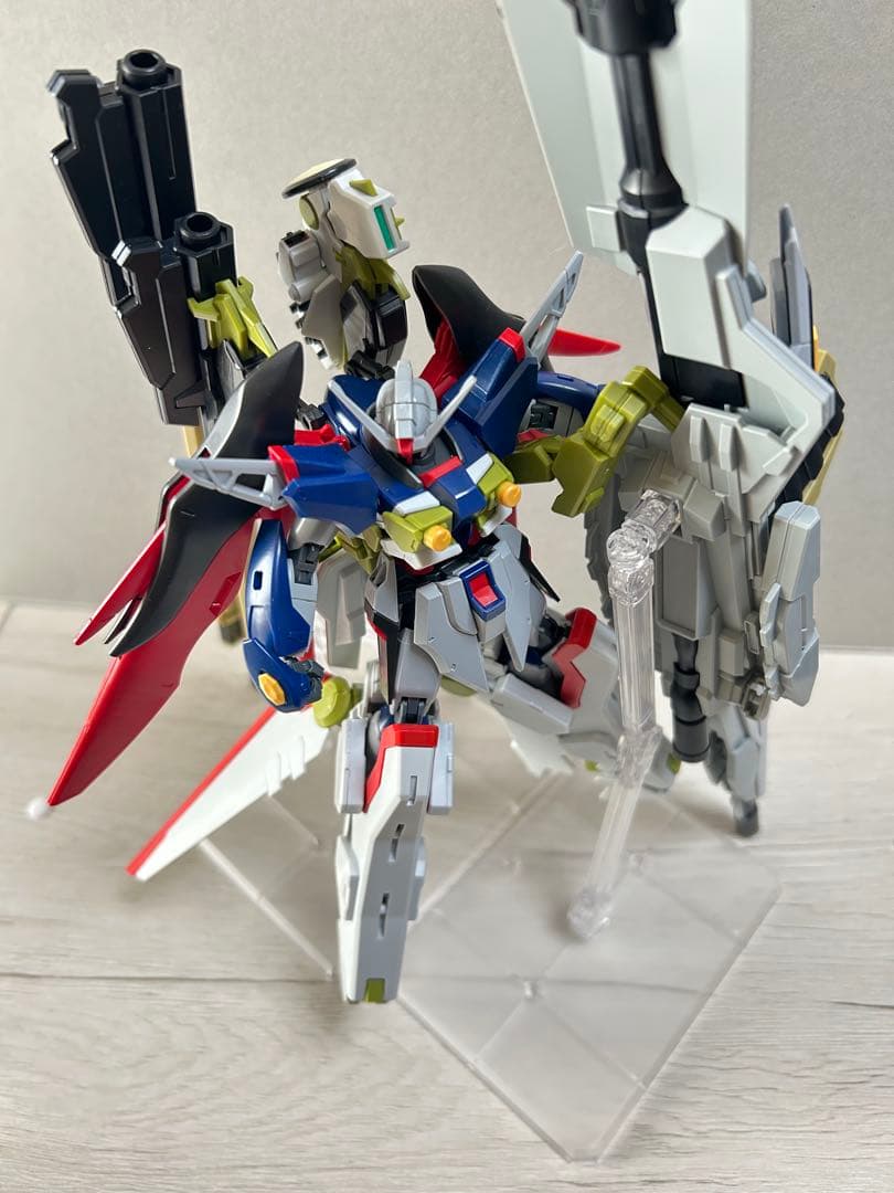 あ*き様 HG デスティニーガンダムSpec ⅱ ＆ ゼウスシルエット 素組み完