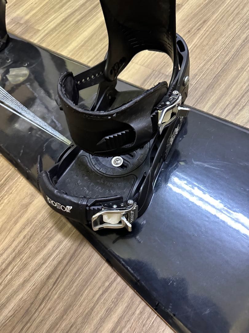 スノーボード ATLANTIS151cm ビンディングSALOMON S/M