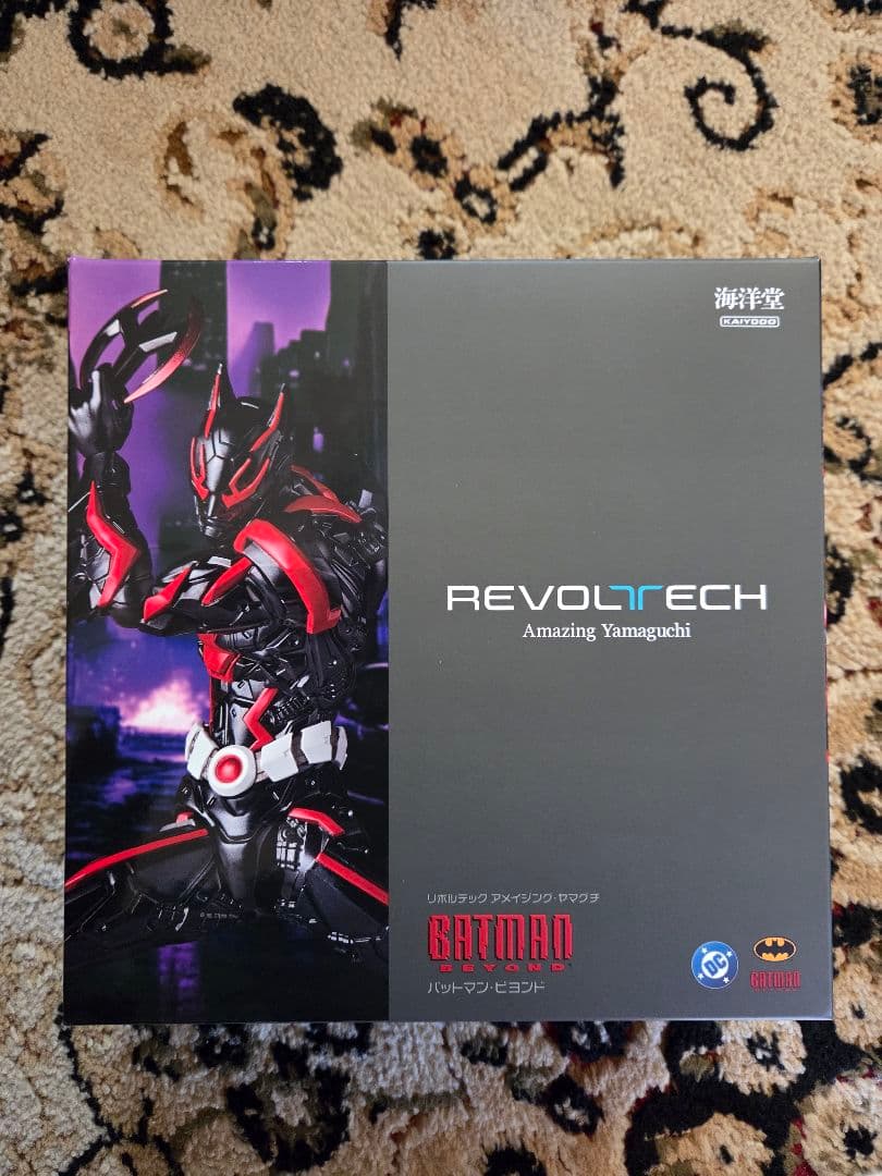 リボルテック　アメイジング・ヤマグチ　バットマン・ビヨンド