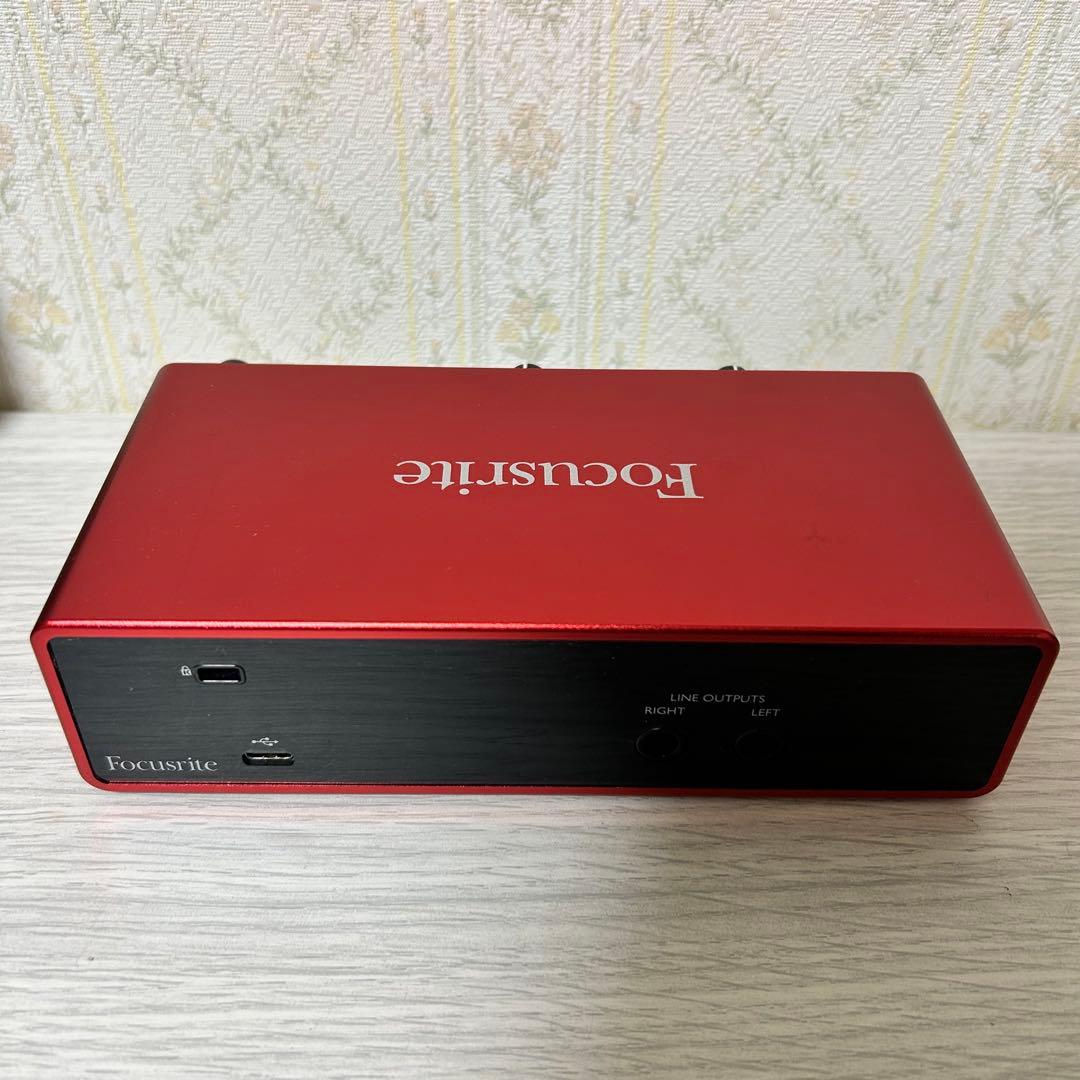 美品　Focusrite Scarlett 2i2 オーディオインターフェース