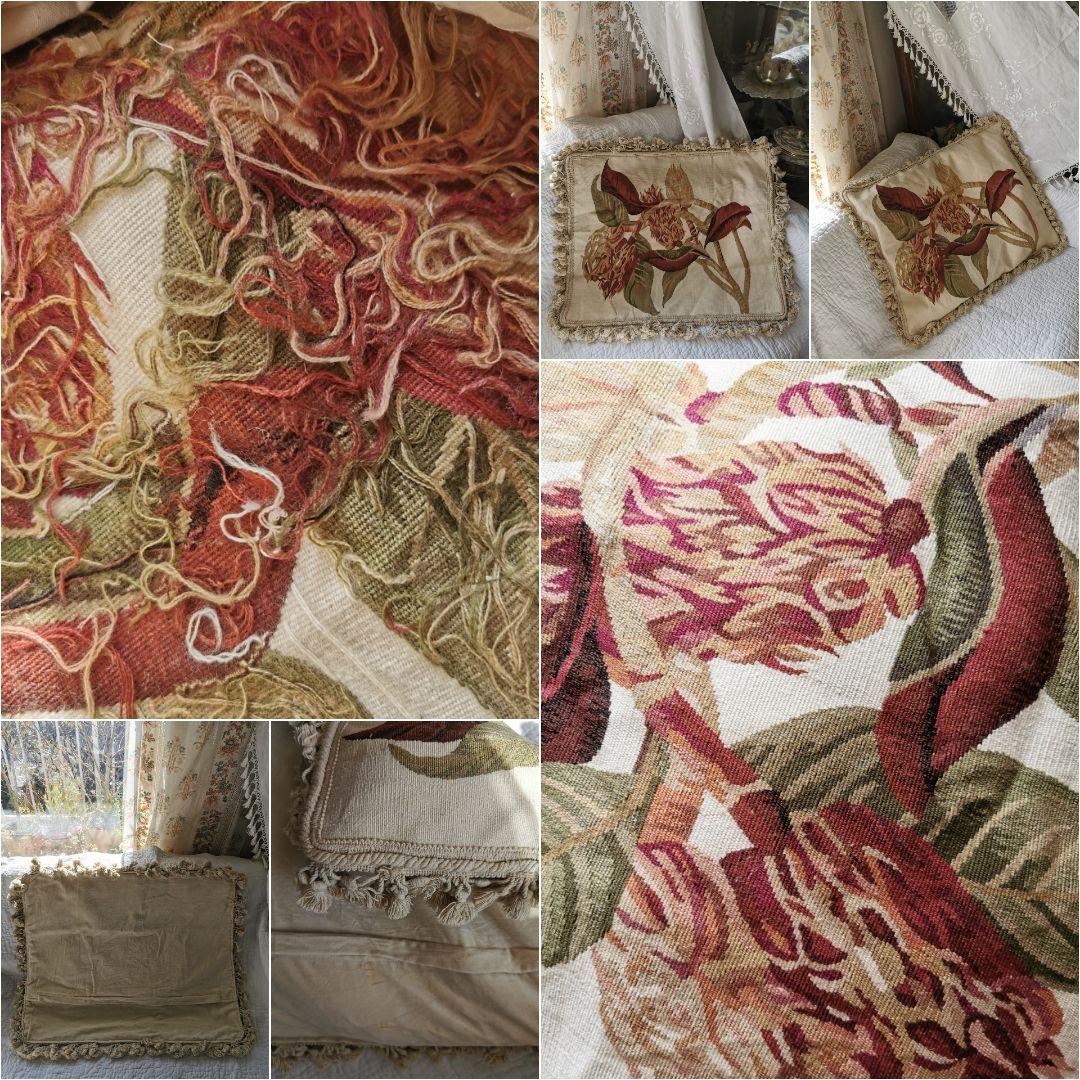 アンティークフランス プロテアの花 オービュッソン織タッセル付クッションカバー