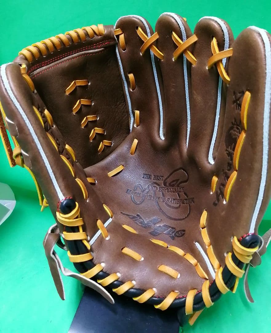 187.展示会限定品ハタケヤマ軟式グラブ
