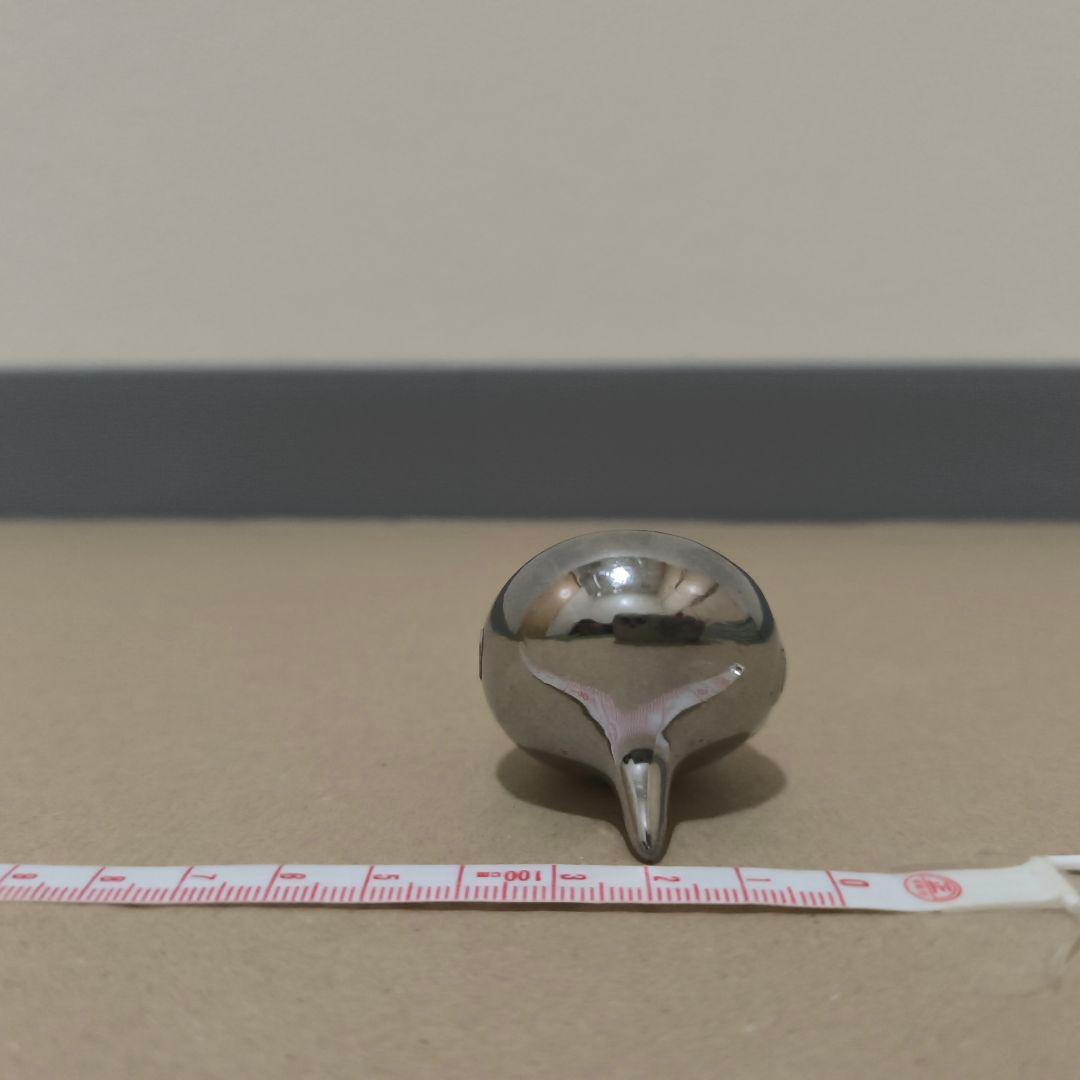 メタルスライム　文鎮　フィギュア 　シルバー