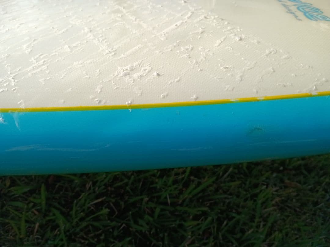 ファンボード エッセンスessenseサーフボード　ミッドレングス6.6フィン