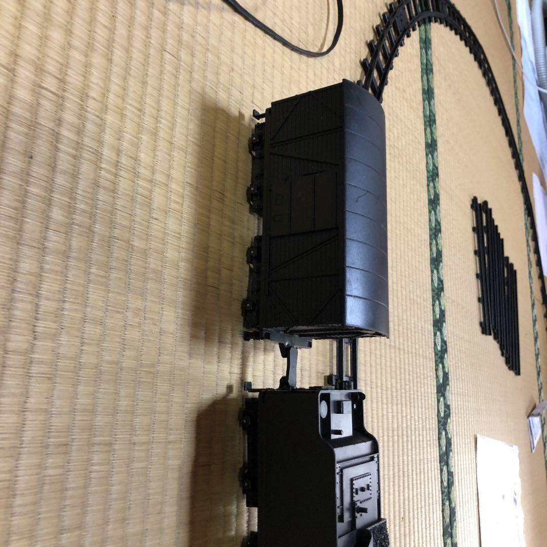 蒸気機関車のラジコンです　新品だと4万ぐらいするのでお手頃です。