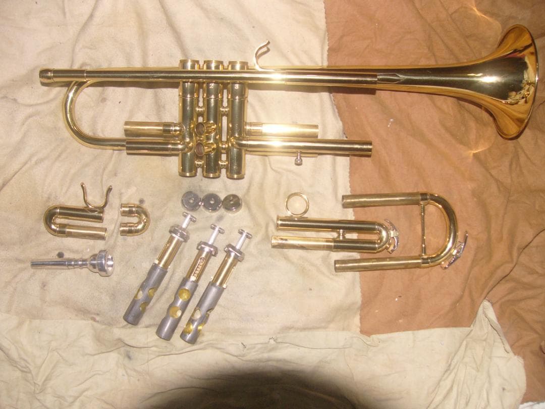 銘器種！CALIFORNIA USA ゴールド B♭管Tp（生産終了品・新古品級