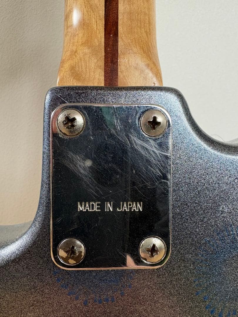 ストラトキャスタータイプ ジャパンビンテージギターになります。