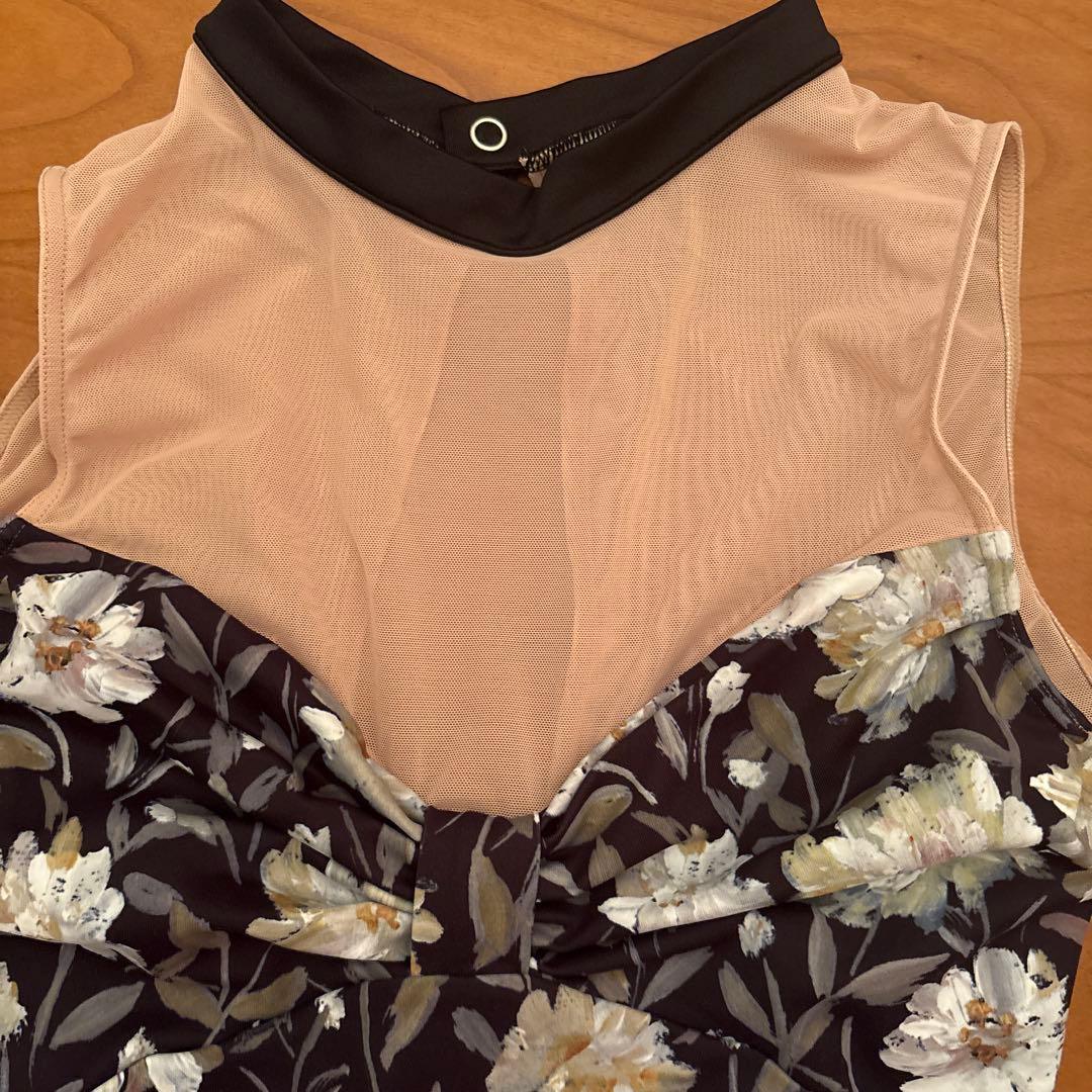 stina 黒　ホルダーネック花柄　レオタード　Mサイズ
