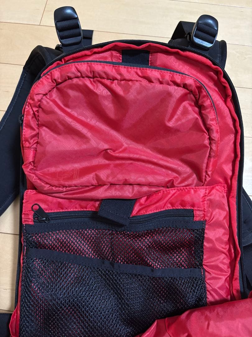 Burton [ak] 20Lスノーボード バックパック　バックカントリー