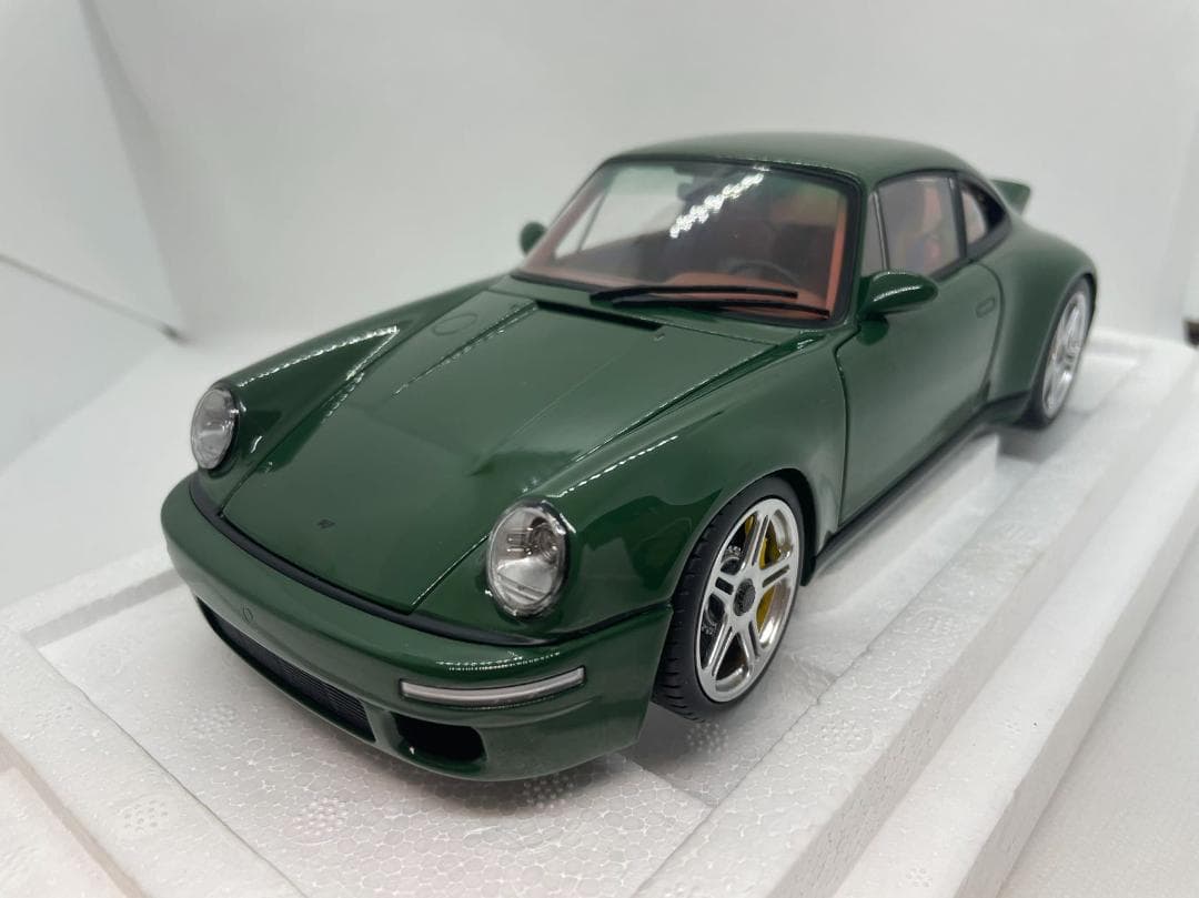 601-008 Almost Real 1/18 ポルシェ 911 RUF