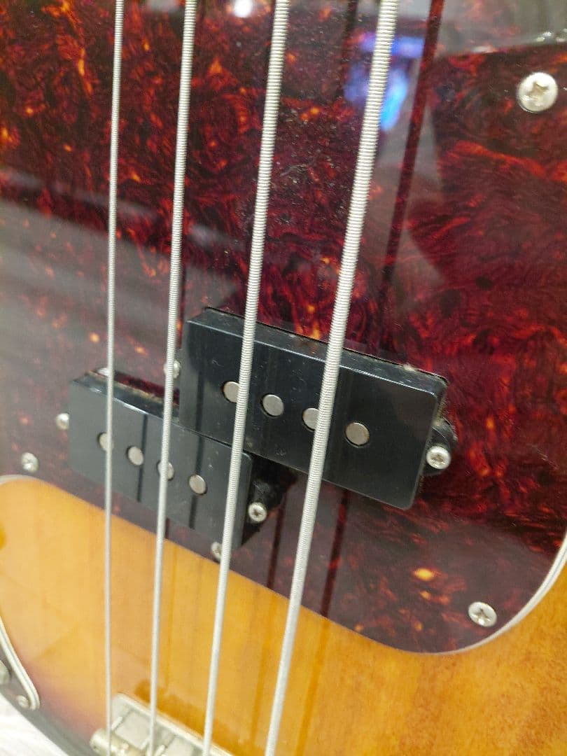 Squier Classic Vibe Precision Bassエレキベース