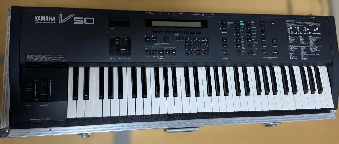 Yamaha V50 デジタルシンセサイザー