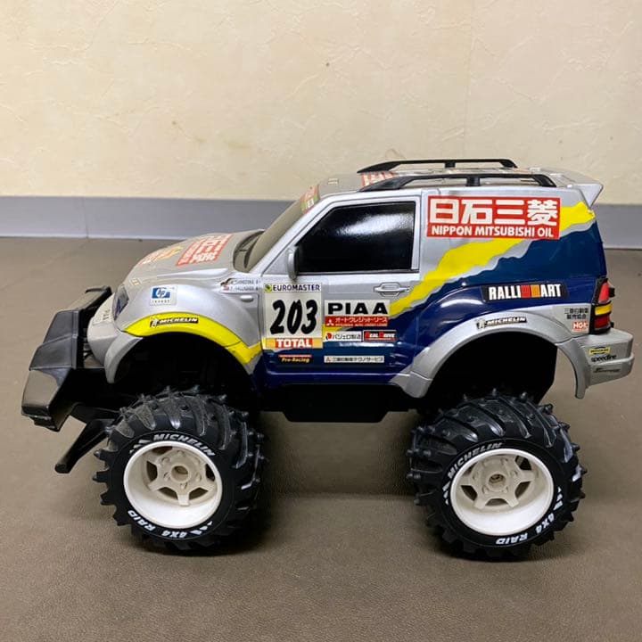 【新品】パジェロ ラジコン　※綺麗です