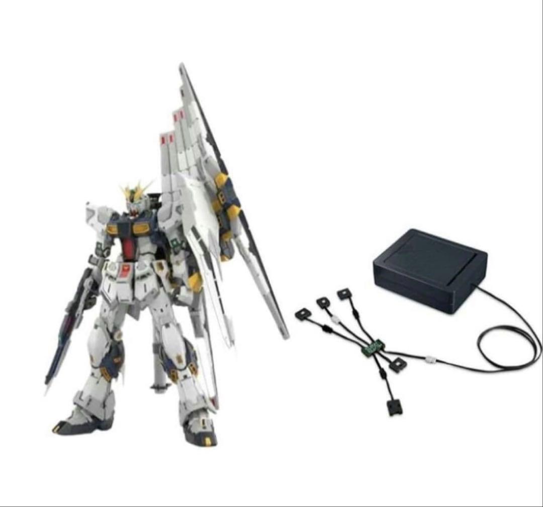 BANDAI PG UNLEASHED RX-93 Vガンダム 1/60