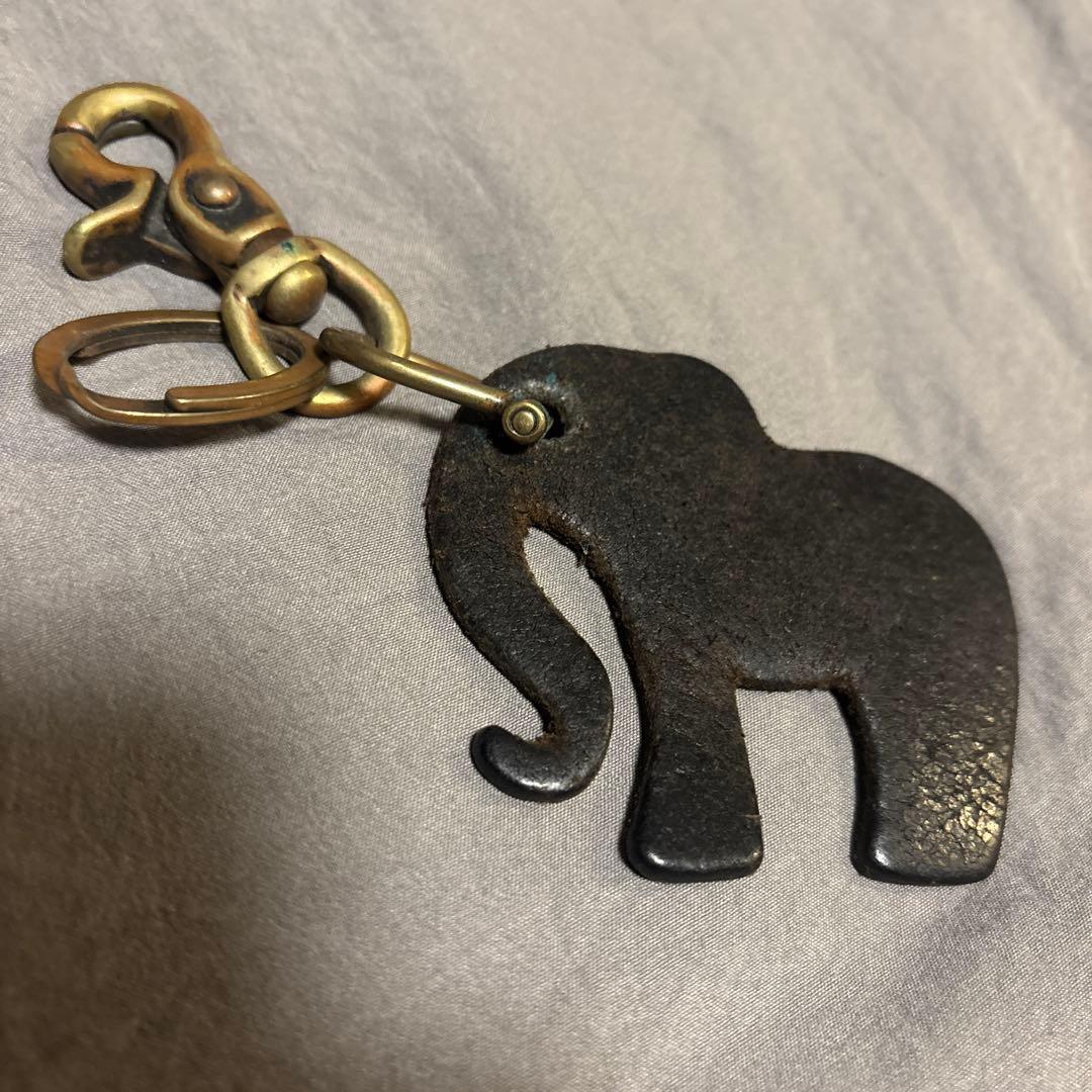 Artmatic ft. Diggy-MO' アニマルレザー キーホルダー