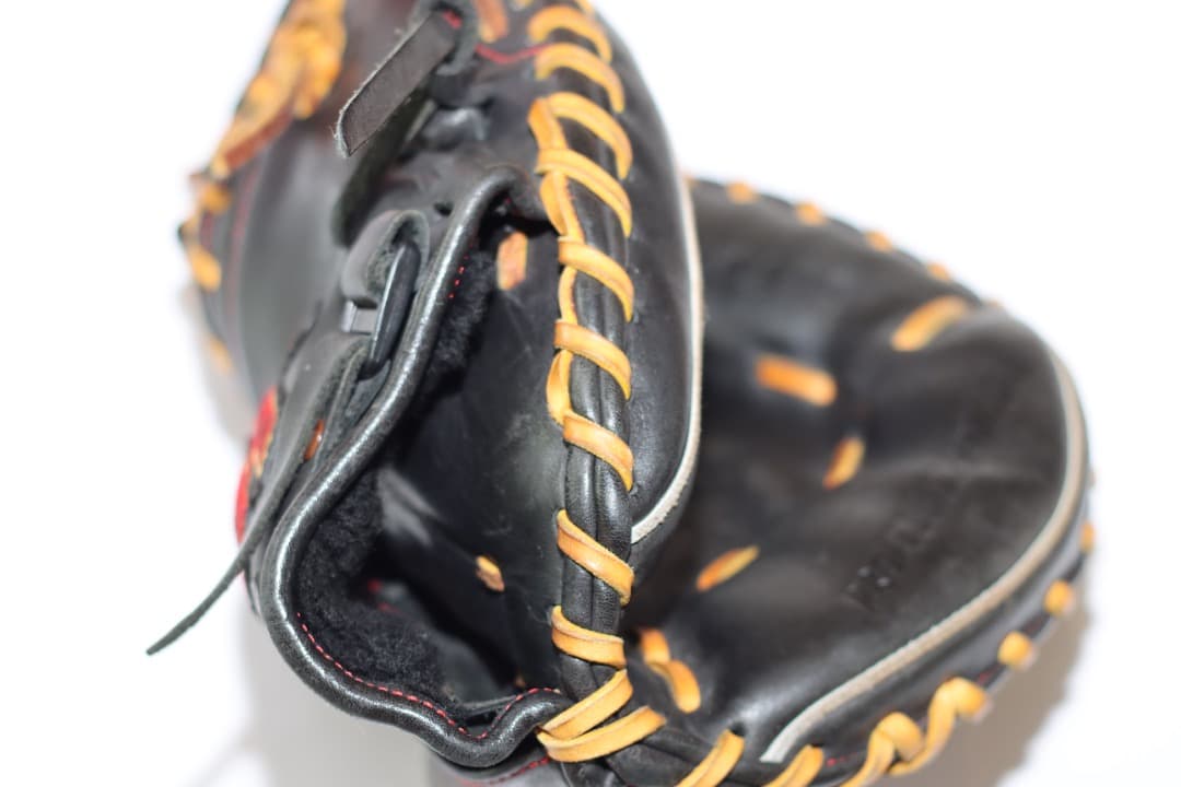 ハタケヤマ　キャッチャーミット　少年用 黒/茶