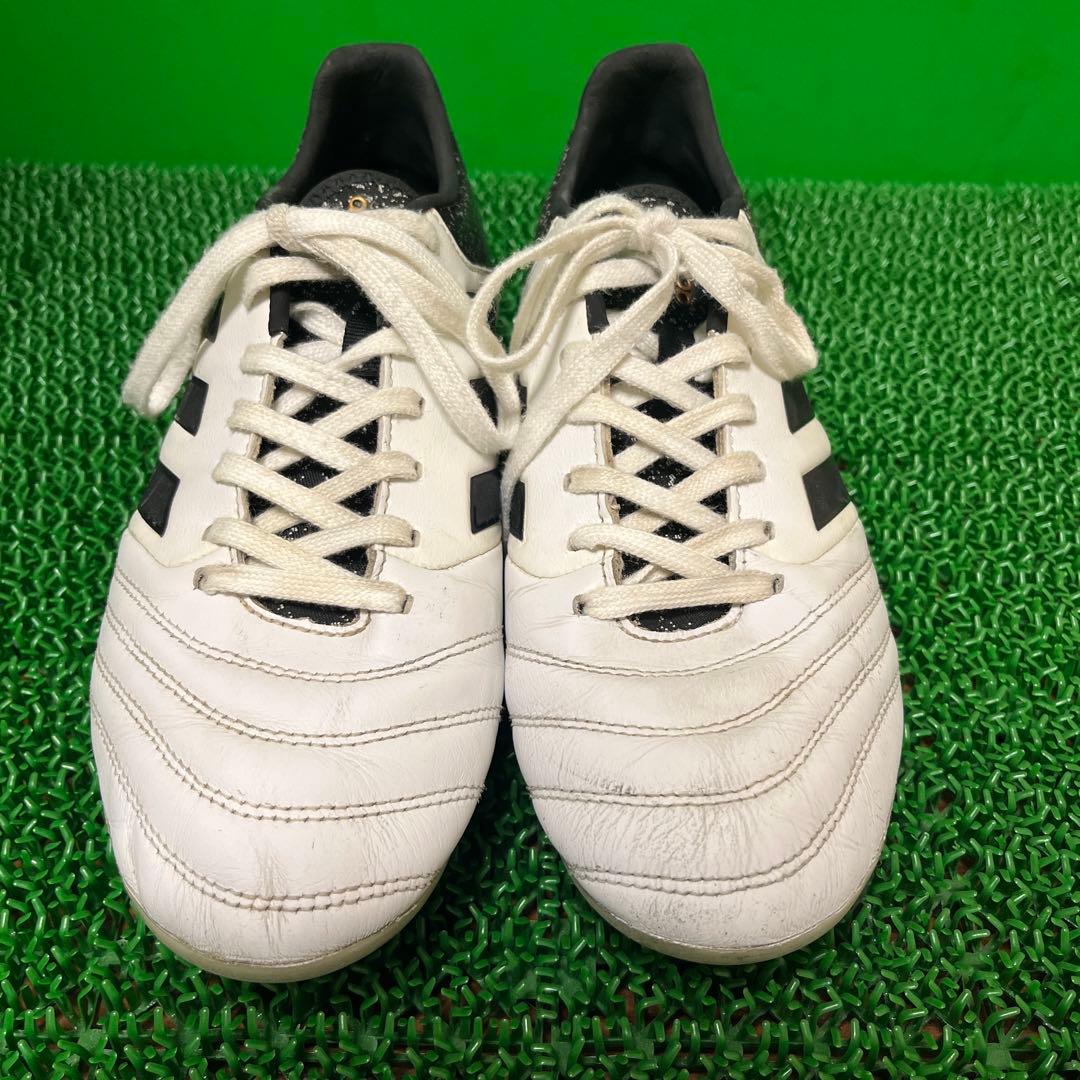 アディダス サッカースパイク コパ18.2-ジャパン HG(ホワイト×ブラック)