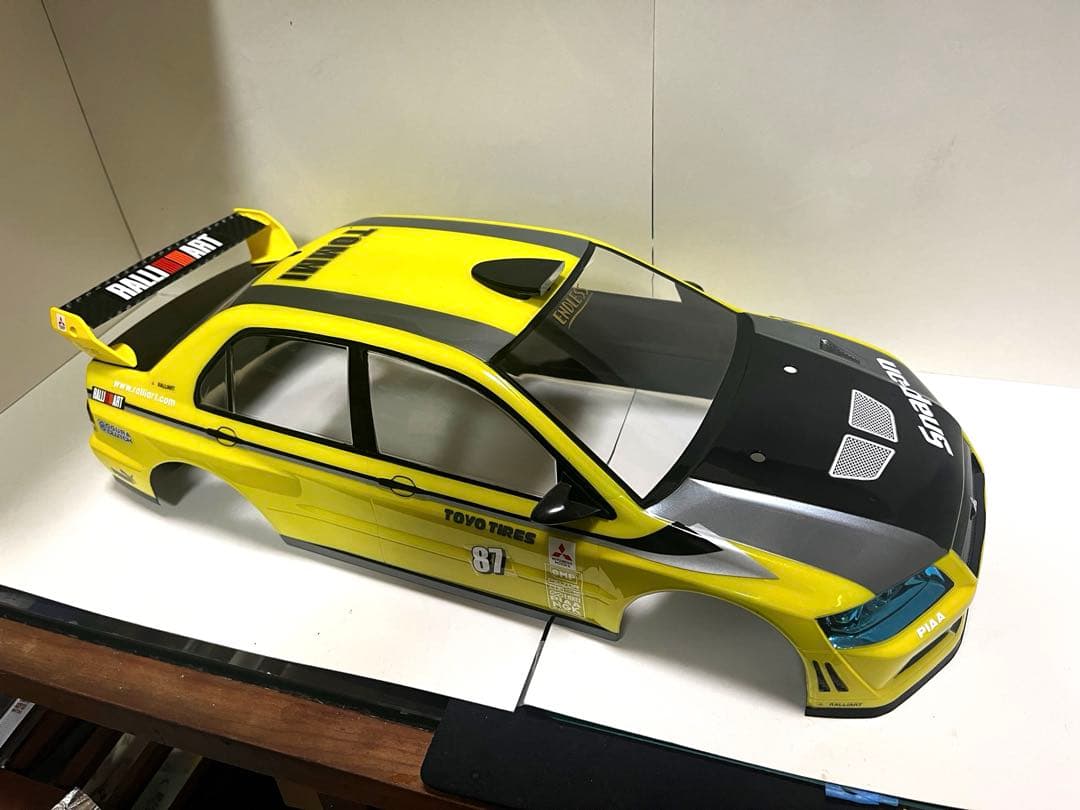 ラジコン 1/10 タミヤ 三菱ランサーエボリューションⅦボディのみ。未走行
