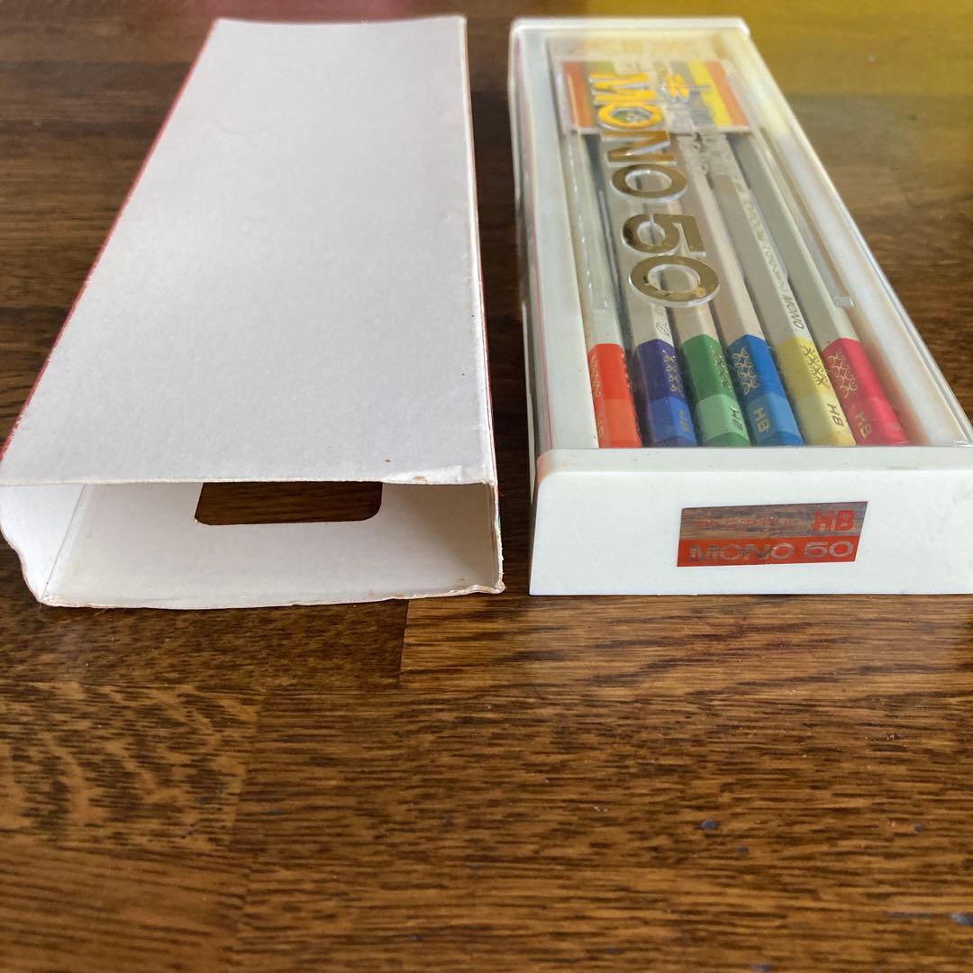 新品未使用・廃盤・希少トンボ鉛筆 MONO50 マドモアゼル１ダース HB