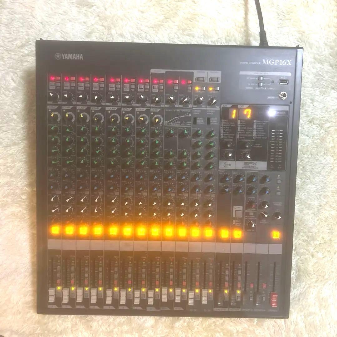 【新春特価】YAMAHAMGP16X ヤマハ16cミキサー 電源ケーブル付動作品