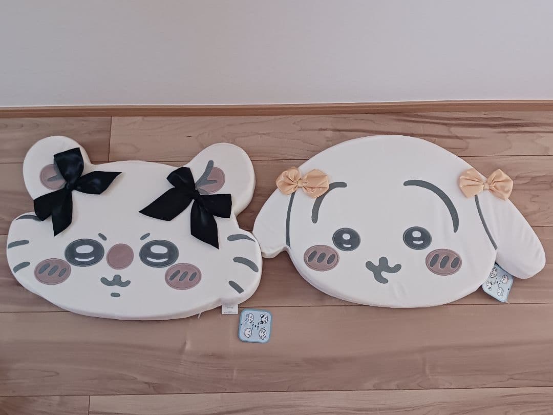 ちいかわ　低反発クッション　うさぎ　モモンガ　ぬいぐるみ　マスコット　カブちゃん
