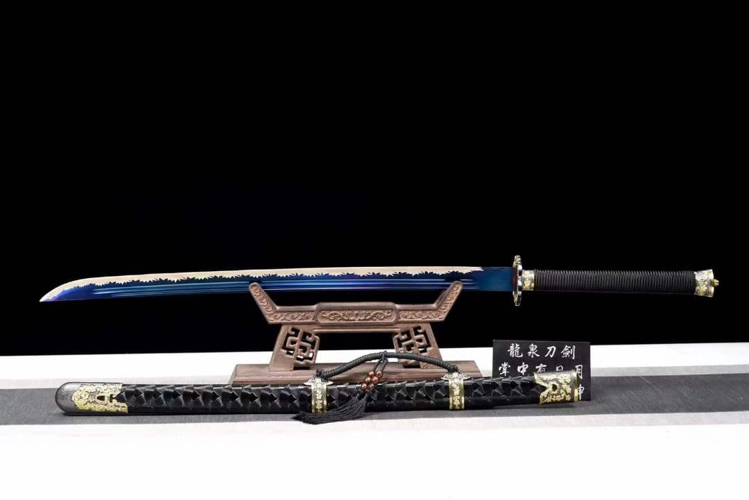 春刀の刺繍――（追魂）武具　刀装具　日本刀　模造刀 居合刀