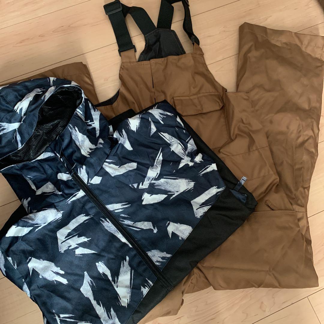 ユニセックス　今季　スノーボードウエア