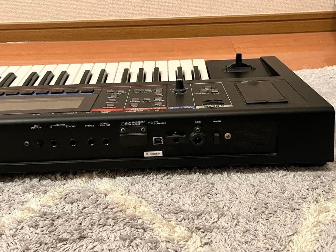 【美品】Roland Juno Gi シンセサイザー 61鍵