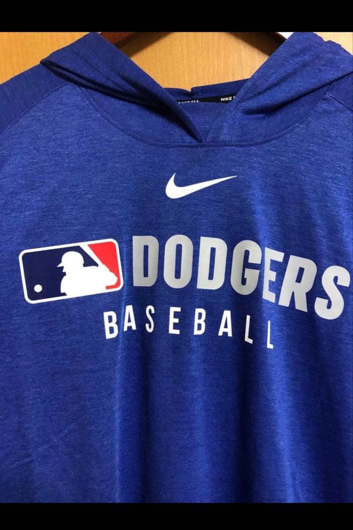 ロサンゼルスドジャース オーセンティックコレクション パーカー 選手着用モデル