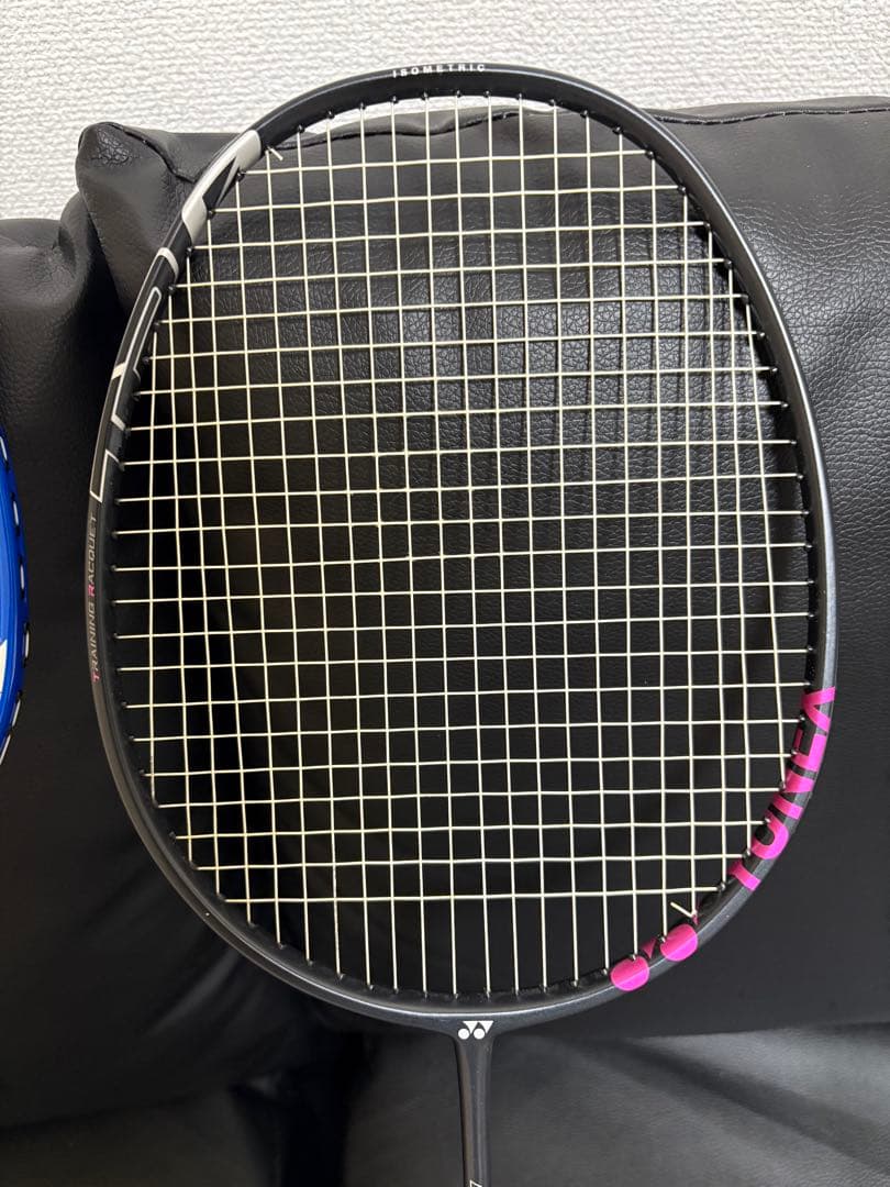 ヨネックス　Isometric TR0 トレーニングラケット 黒/ピンク