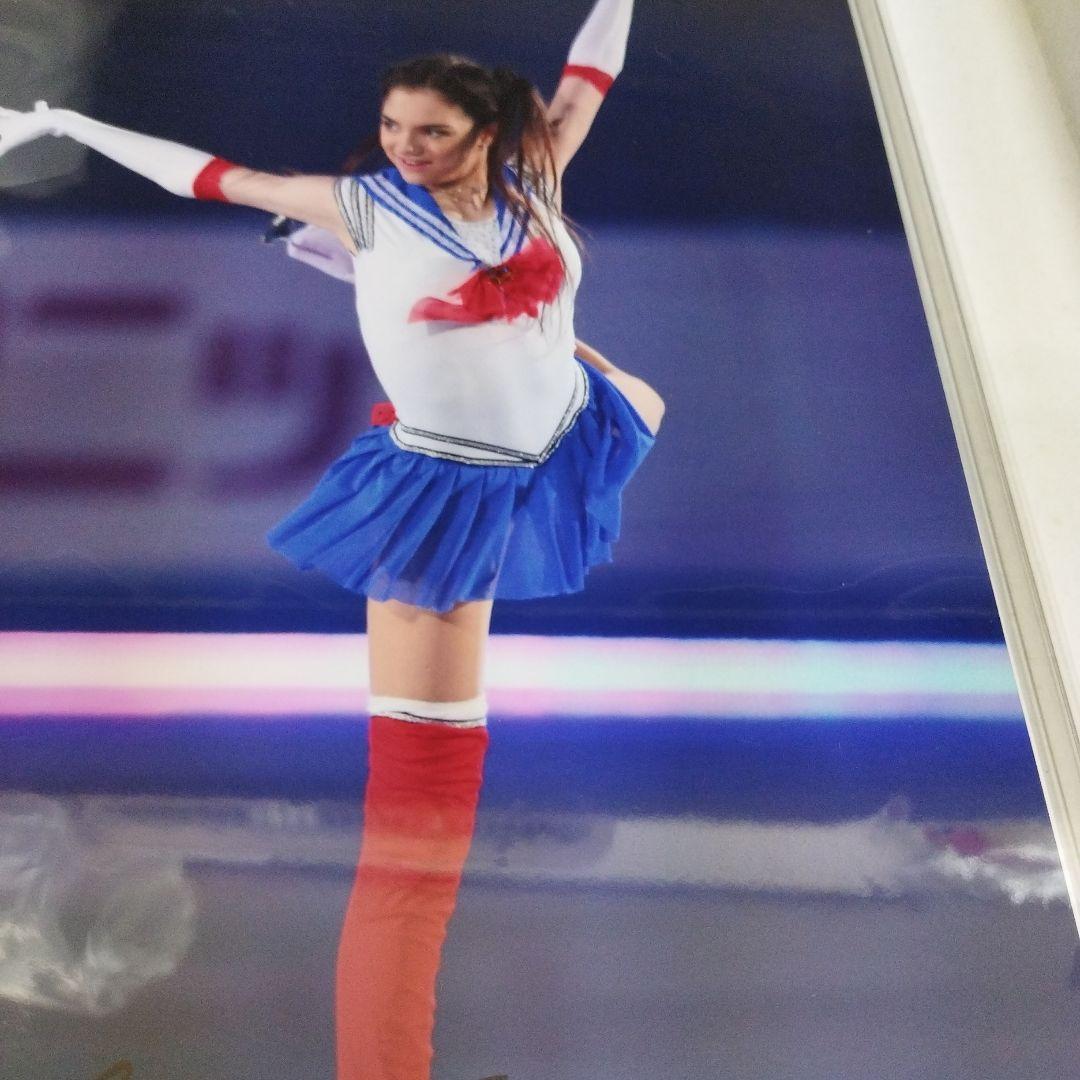 冬季オリンピック メダリスト　エフゲニア・メドベージェワ　直筆サイン入りフォト